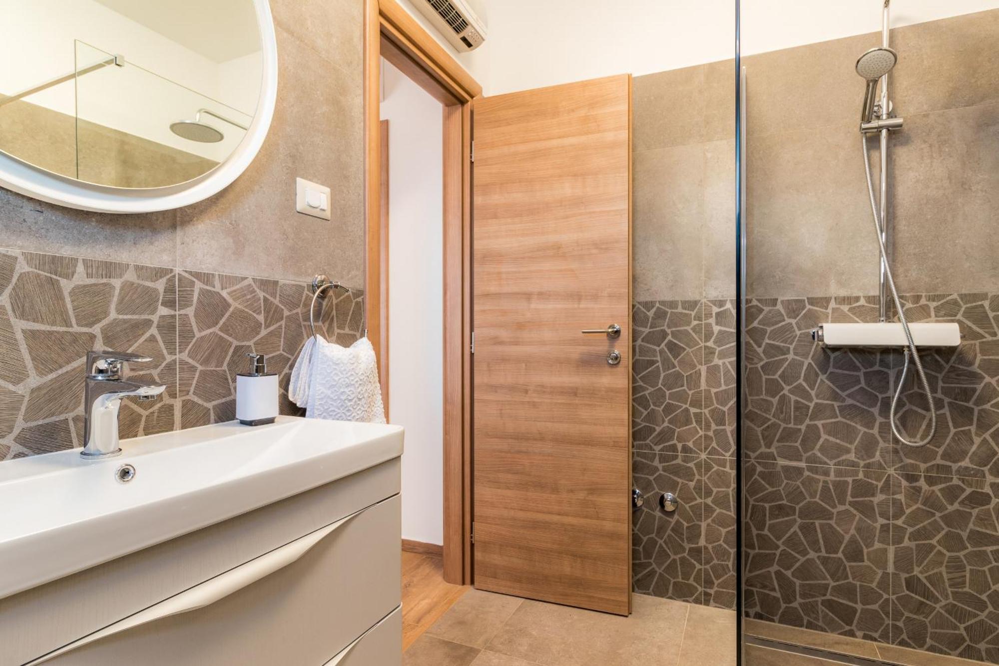 Villa Roma Near Pula For 6 People With Private Pool Jadreški Exteriör bild
