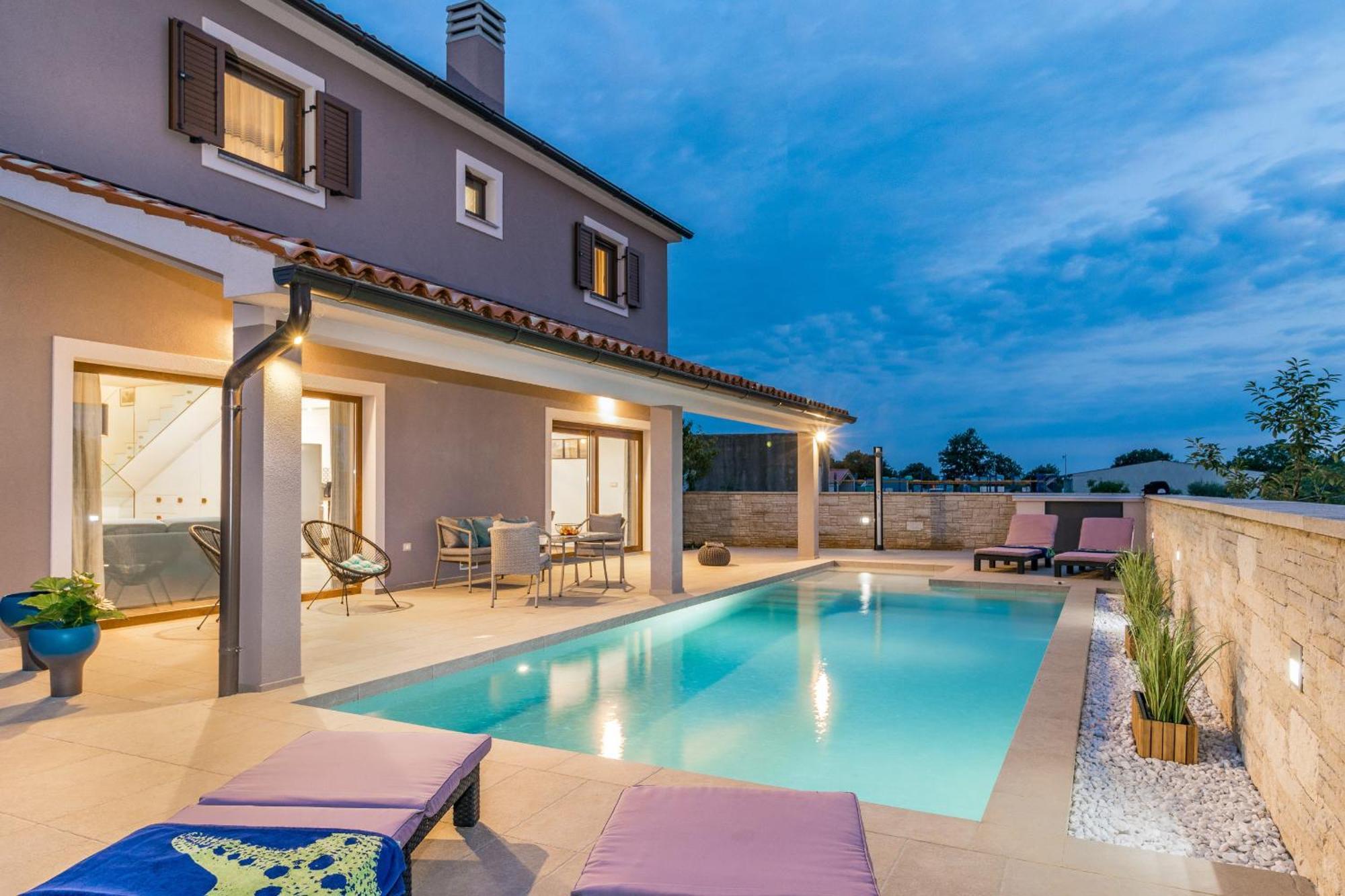 Villa Roma Near Pula For 6 People With Private Pool Jadreški Exteriör bild