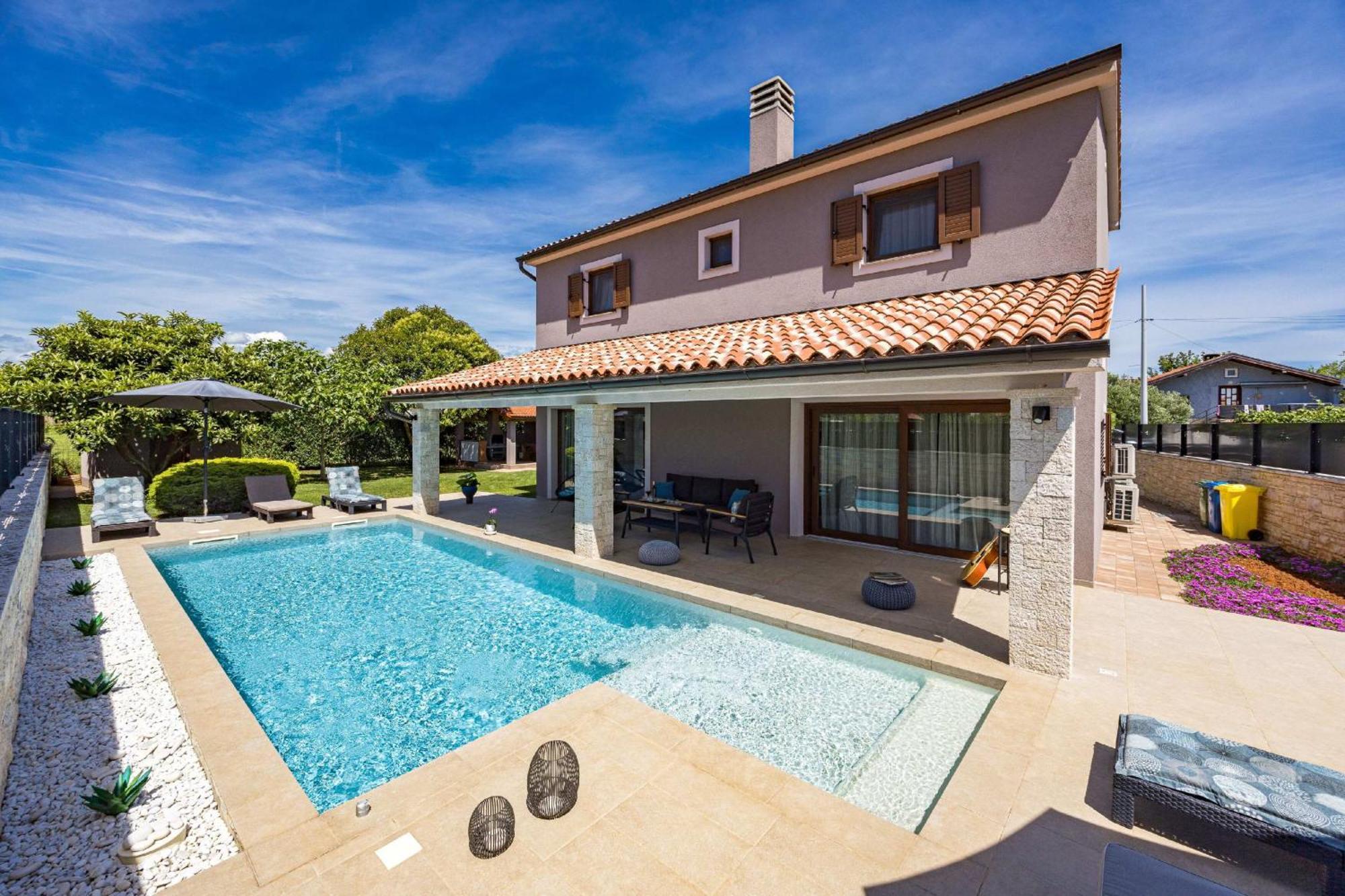 Villa Roma Near Pula For 6 People With Private Pool Jadreški Exteriör bild